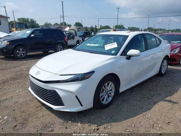4T1DAACK3SU519438 2025 TOYOTA CAMRY - Image 2