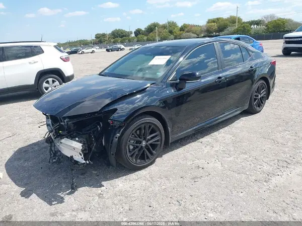 4T1DAACK3SU521125 2025 TOYOTA CAMRY - Image 2