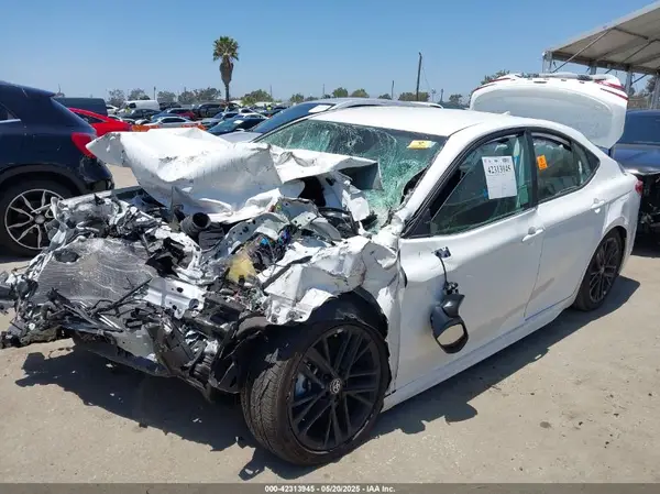 4T1DAACK3SU522114 2025 TOYOTA CAMRY - Image 2