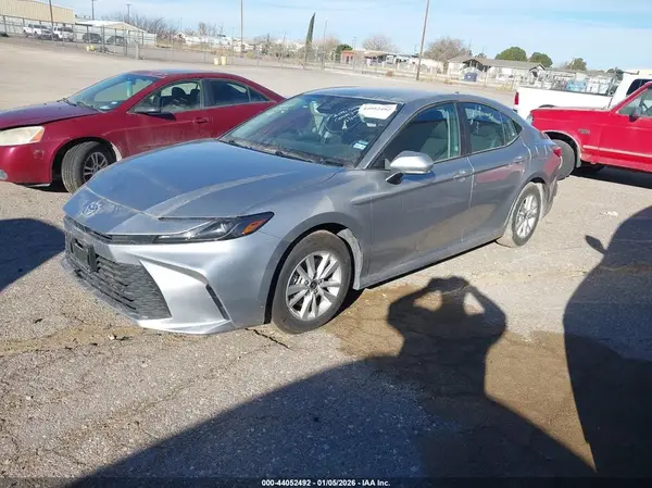 4T1DAACK3SU522923 2025 TOYOTA CAMRY - Image 2