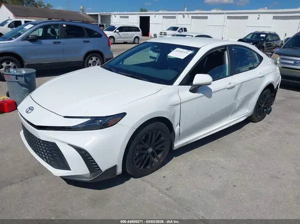 4T1DAACK3SU524011 2025 TOYOTA CAMRY - Image 2