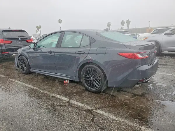 4T1DAACK3SU526910 2025 TOYOTA CAMRY - Image 2