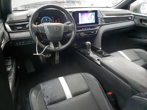 4T1DAACK3SU526910 2025 TOYOTA CAMRY - Image 8