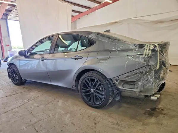 4T1DAACK3SU528401 2025 TOYOTA CAMRY - Image 2
