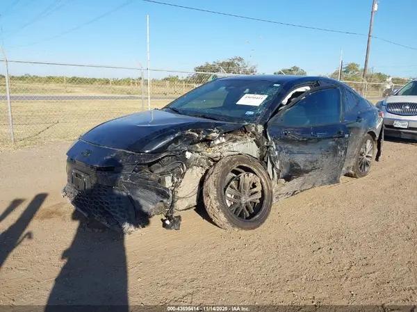 4T1DAACK3SU533873 2025 TOYOTA CAMRY - Image 2