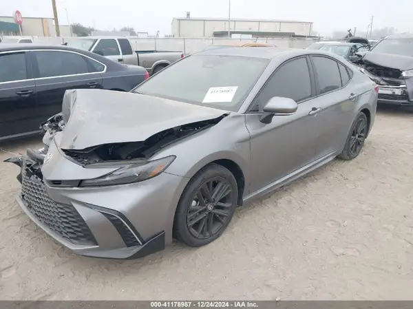 4T1DAACK3SU536322 2025 TOYOTA CAMRY - Image 2