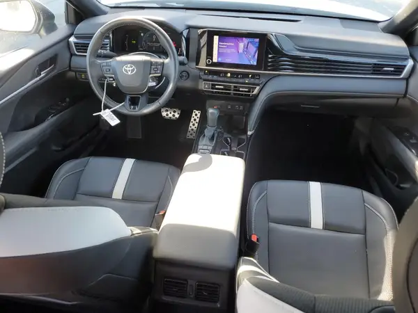 4T1DAACK3SU538099 2025 TOYOTA CAMRY - Image 8
