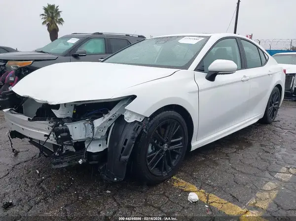 4T1DAACK3SU538281 2025 TOYOTA CAMRY - Image 2