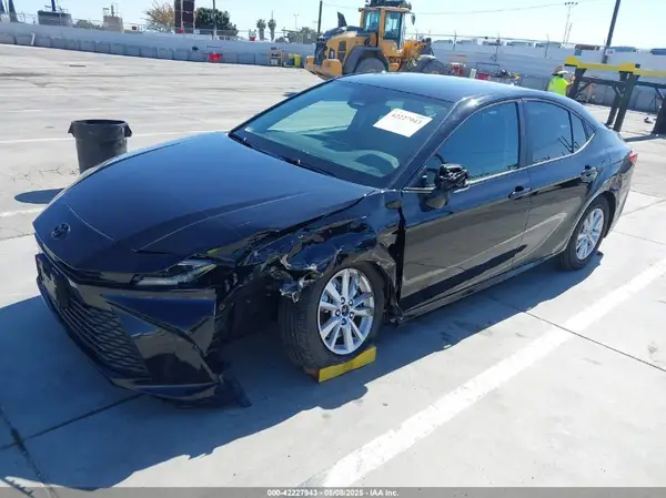 4T1DAACK3SU541603 2025 TOYOTA CAMRY - Image 2