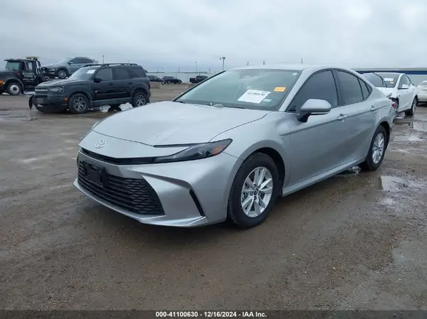 4T1DAACK3SU543934 2025 TOYOTA CAMRY - Image 2