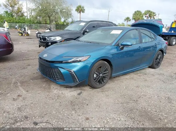 4T1DAACK3SU545599 2025 TOYOTA CAMRY - Image 2