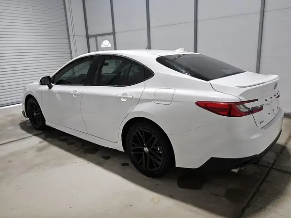 4T1DAACK3SU545960 2025 TOYOTA CAMRY - Image 2