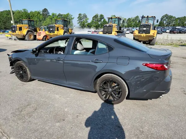 4T1DAACK3SU546753 2025 TOYOTA CAMRY - Image 2