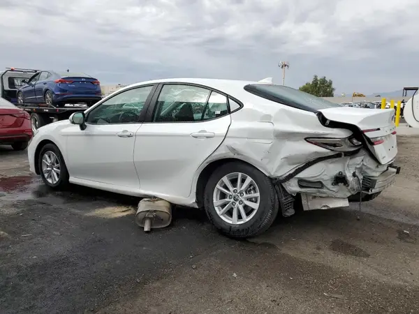 4T1DAACK3SU546851 2025 TOYOTA CAMRY - Image 2