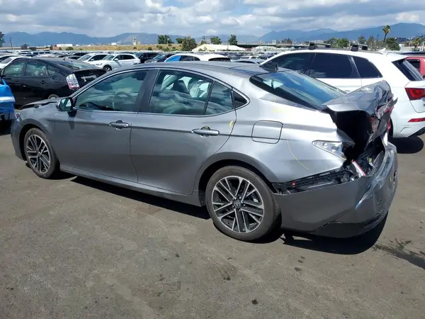 4T1DAACK3SU547563 2025 TOYOTA CAMRY - Image 2