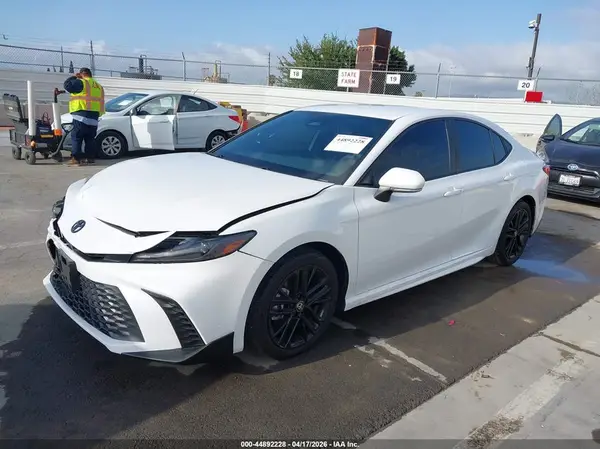 4T1DAACK3SU549359 2025 TOYOTA CAMRY - Image 2
