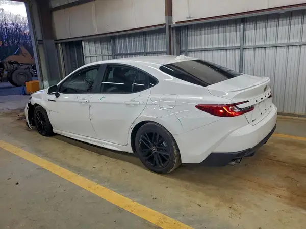 4T1DAACK3SU550415 2025 TOYOTA CAMRY - Image 2