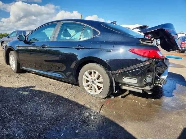 4T1DAACK3SU551144 2025 TOYOTA CAMRY - Image 2