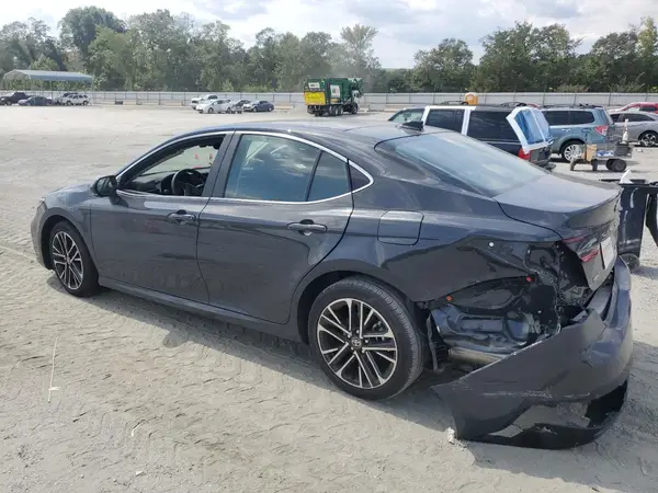 4T1DAACK3SU552066 2025 TOYOTA CAMRY - Image 2