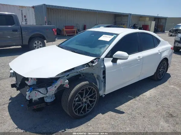 4T1DAACK3SU552908 2025 TOYOTA CAMRY - Image 2