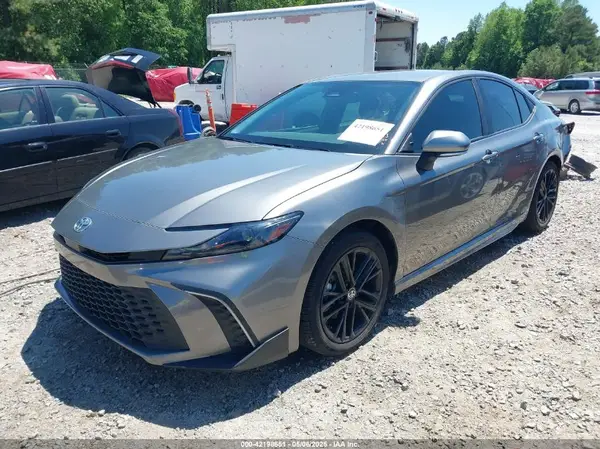 4T1DAACK3SU553752 2025 TOYOTA CAMRY - Image 2