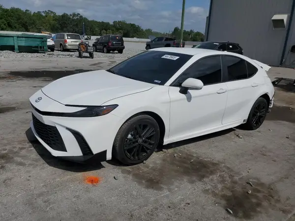 4T1DAACK3SU560104 2025 TOYOTA CAMRY - Image 1