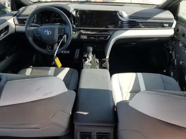 4T1DAACK3SU561124 2025 TOYOTA CAMRY - Image 8