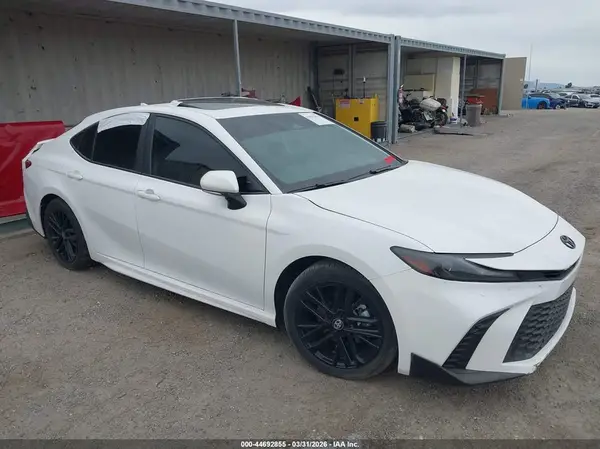 4T1DAACK3SU562595 2025 TOYOTA CAMRY - Image 1