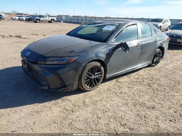 4T1DAACK3SU564508 2025 TOYOTA CAMRY - Image 2