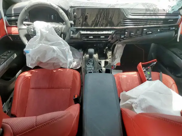 4T1DAACK3SU565724 2025 TOYOTA CAMRY - Image 8