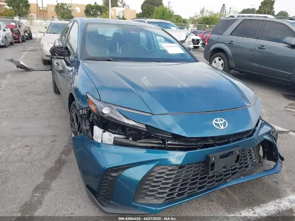 4T1DAACK3SU571104 2025 TOYOTA CAMRY - Image 1