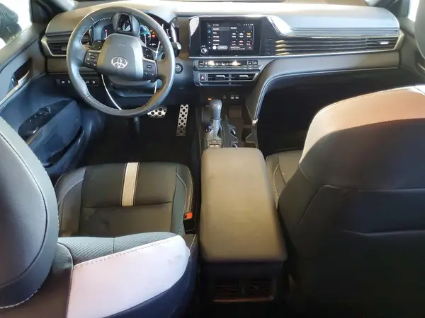 4T1DAACK3SU571328 2025 TOYOTA CAMRY - Image 8