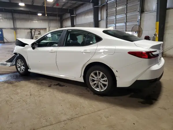 4T1DAACK3SU572608 2025 TOYOTA CAMRY - Image 2