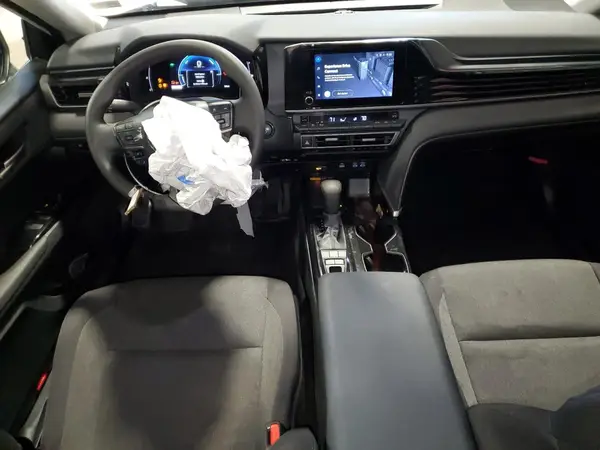 4T1DAACK3SU572608 2025 TOYOTA CAMRY - Image 8
