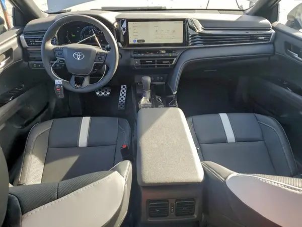 4T1DAACK3SU574164 2025 TOYOTA CAMRY - Image 8