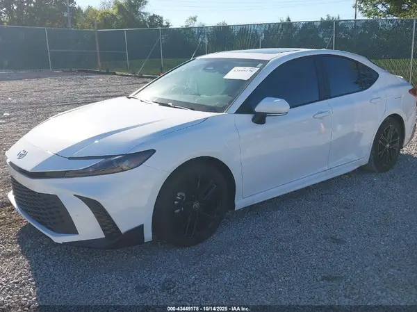 4T1DAACK3SU575511 2025 TOYOTA CAMRY - Image 2