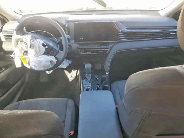 4T1DAACK3SU575850 2025 TOYOTA CAMRY - Image 8