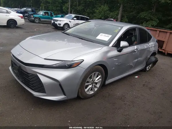 4T1DAACK3SU575976 2025 TOYOTA CAMRY - Image 2