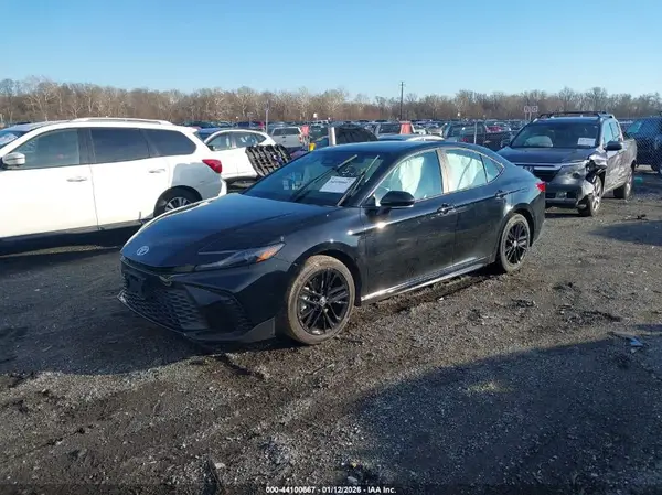 4T1DAACK3SU576061 2025 TOYOTA CAMRY - Image 2