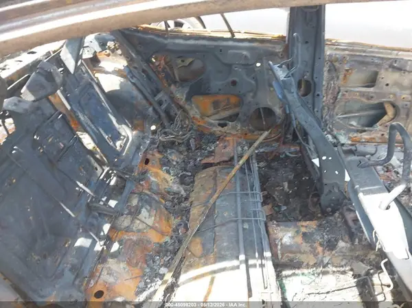 4T1DAACK3SU582118 2025 TOYOTA CAMRY - Image 8