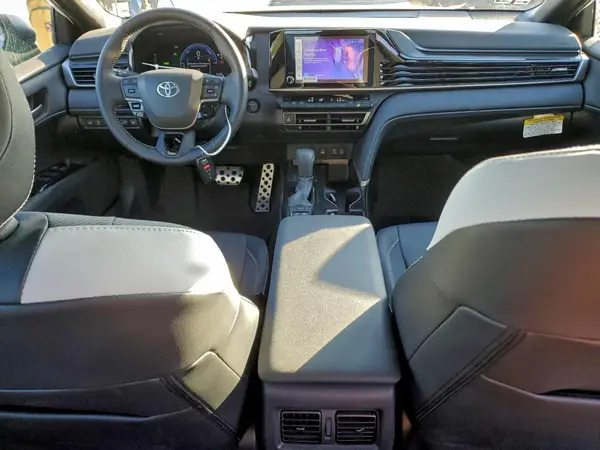4T1DAACK3SU582801 2025 TOYOTA CAMRY - Image 8