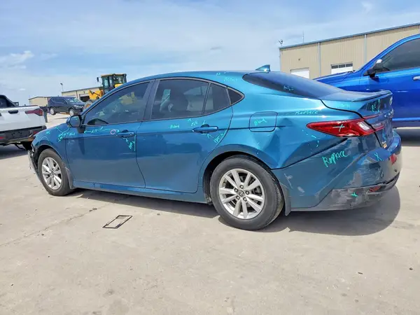 4T1DAACK3SU583057 2025 TOYOTA CAMRY - Image 2