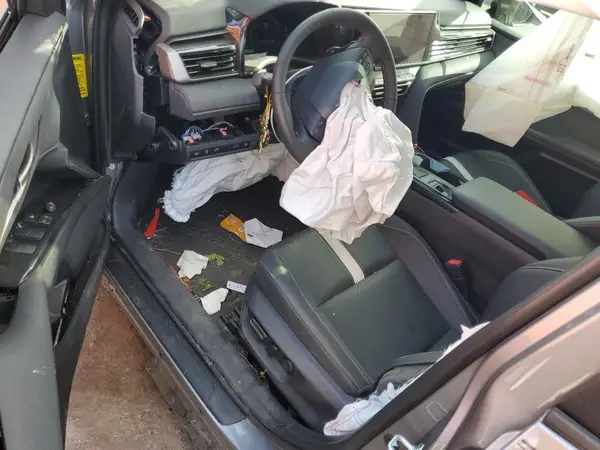 4T1DAACK3SU584662 2025 TOYOTA CAMRY - Image 8