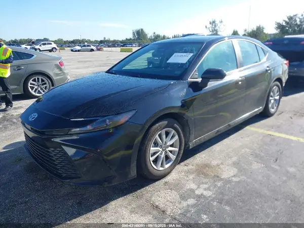 4T1DAACK3SU584709 2025 TOYOTA CAMRY - Image 2