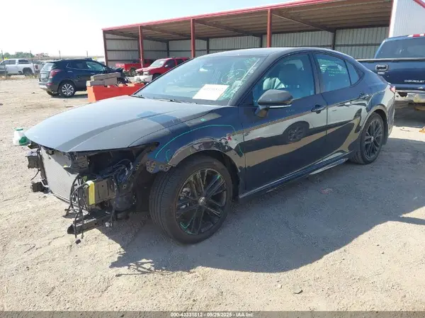4T1DAACK3SU586704 2025 TOYOTA CAMRY - Image 2