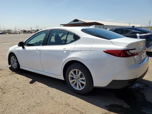 4T1DAACK3SU588713 2025 TOYOTA CAMRY - Image 2