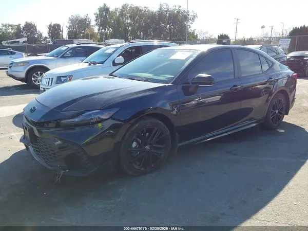 4T1DAACK3SU588842 2025 TOYOTA CAMRY - Image 2
