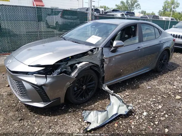 4T1DAACK3SU593913 2025 TOYOTA CAMRY - Image 2