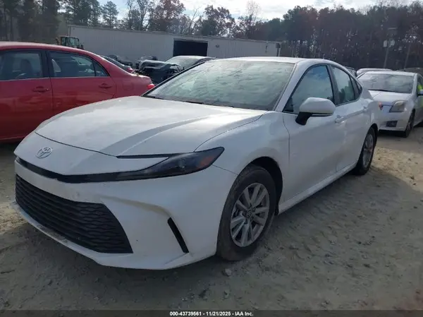 4T1DAACK3SU594608 2025 TOYOTA CAMRY - Image 2