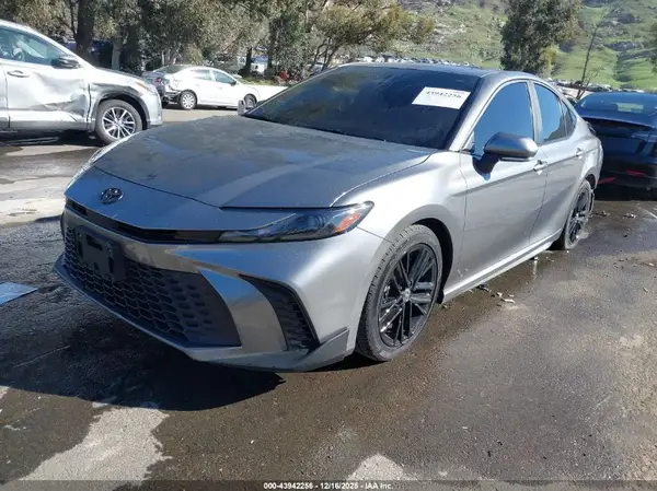 4T1DAACK3SU597010 2025 TOYOTA CAMRY - Image 2